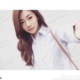 程晓玥生活照,展现时尚魅力与个性风采